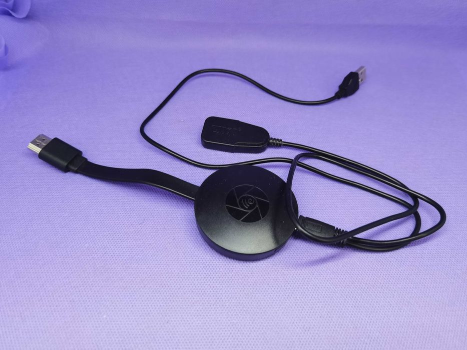 Продавам Anycast – устройство за безжичен стрийминг към телевизор