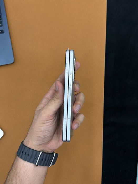 Samsung z fold 3 12/512