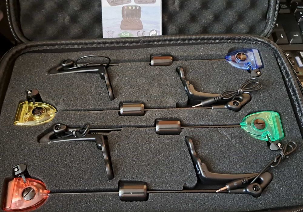 Set 4 Swingeri cu Iluminare si Penar