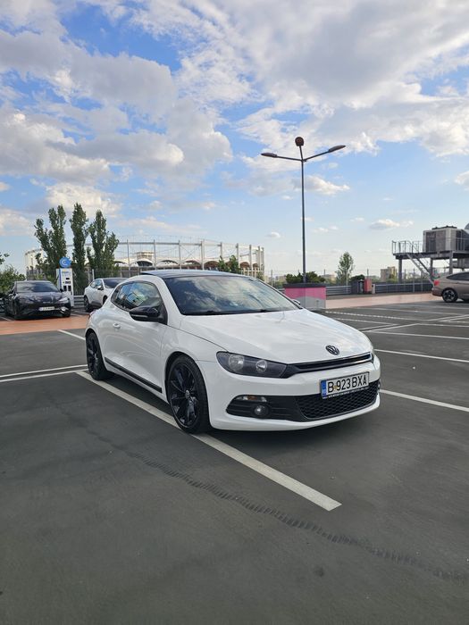 Volkswagen Scirocco 2.0 TDI | Panoramic | Distribuția schimbata