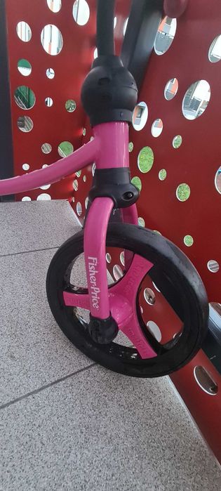 Biciclete fetite cu 2 roti Fisher Price