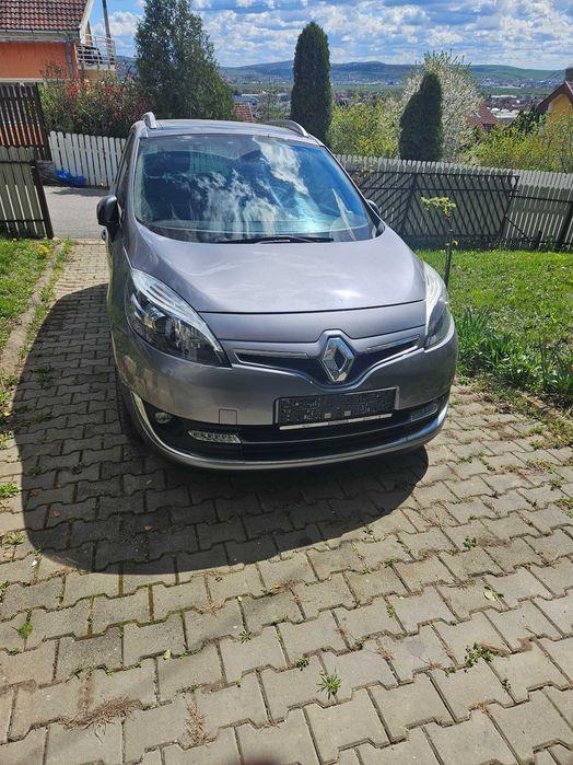 Renault Scenic dCi 110 Business,207000 km,1461cm3,Diesel