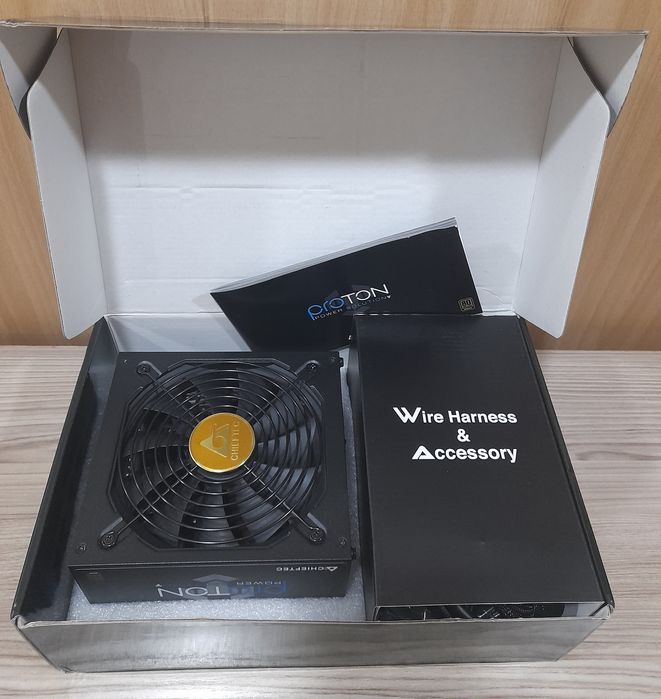 Продам блок питания chieftec proton 1000w