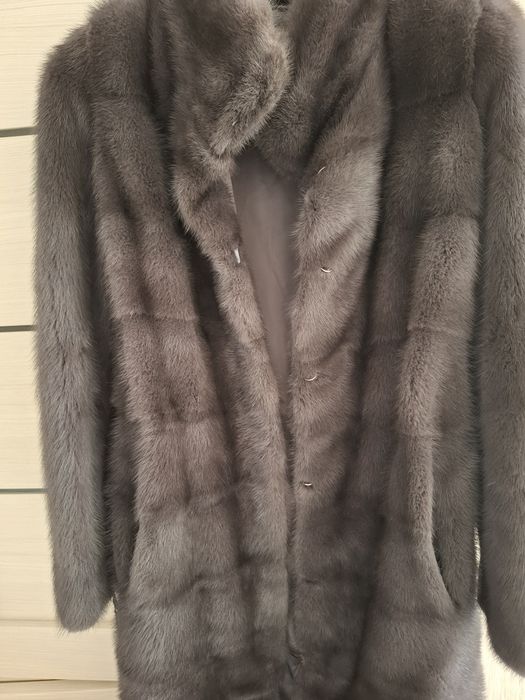 Шуба норковая продам