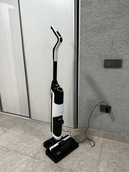 Моющий пылесос Midea X6