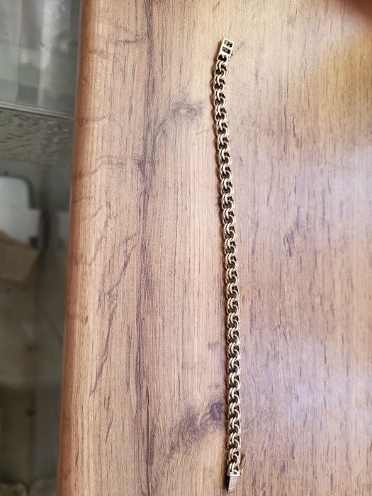 Продам браслет бисмарк