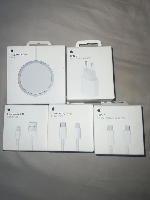 Husa Originala  17 Pro ! USB-C 20W, FineWoven Wallet,