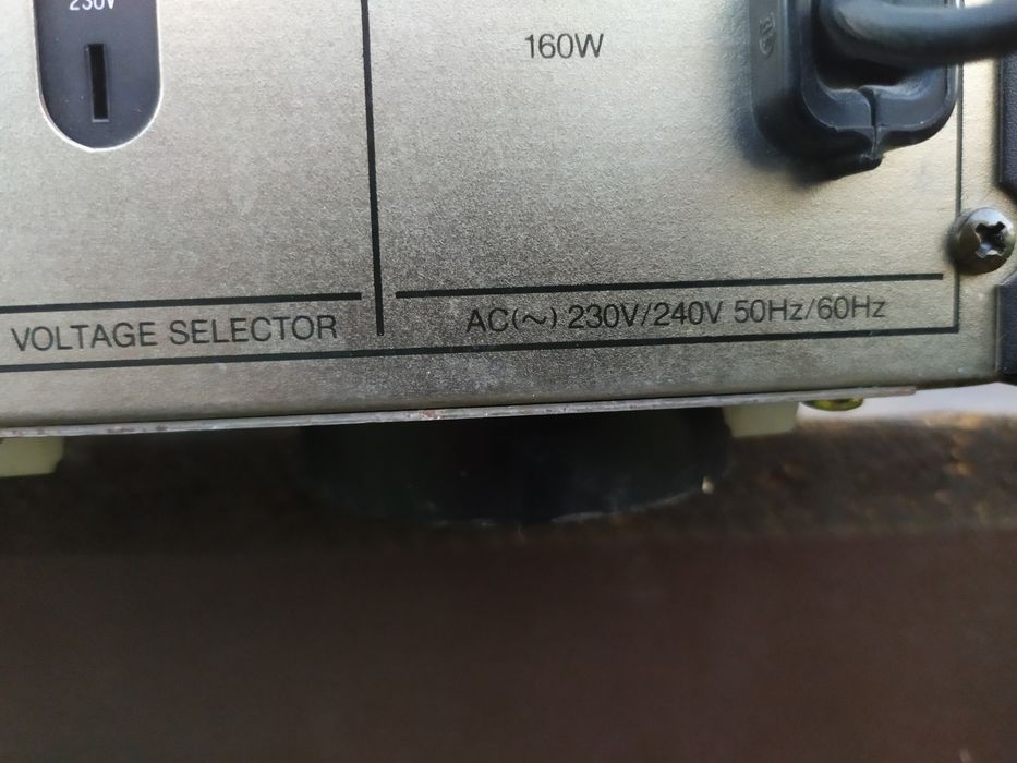 Усилвател/ресийвър Harman Kardon