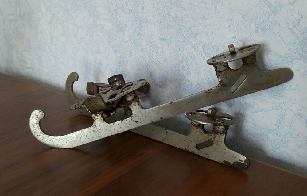 Фигурные ретро коньки