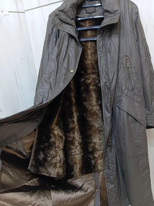 Прекрасно яке тренч