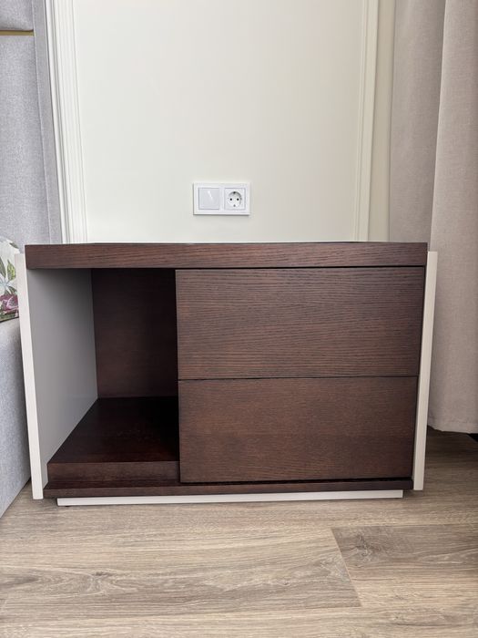 Продам комод  и две тумбочки