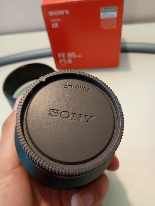 Vand obiectiv Sony FE 85 mm Full Frame - Ca Nou