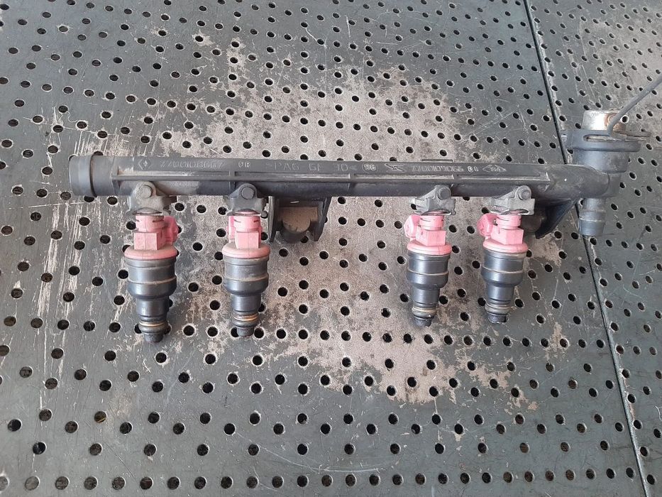 rampa cu injectoare 1.2 b  d7fd220  renault clio 2   0280150995  7700108667
