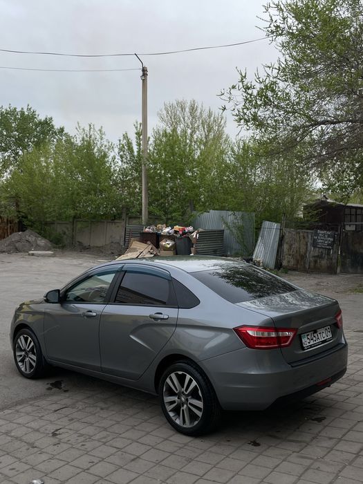 Ваз лада веста 2019