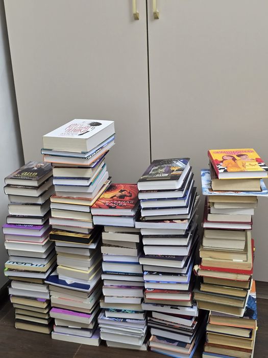 Продаю книги. Книги новые, не читанные