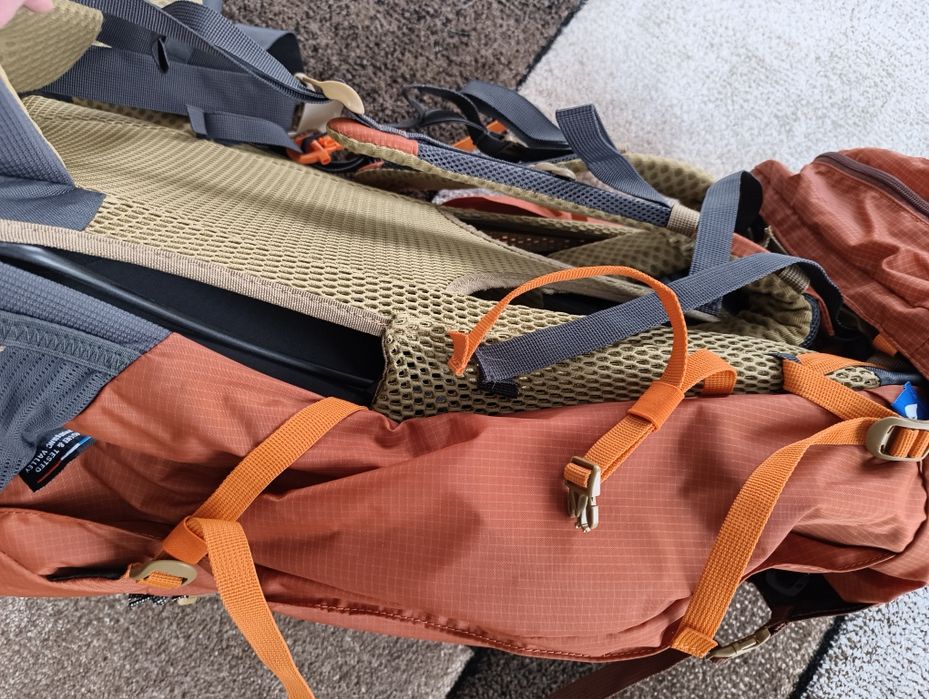 Rucsac munte Forclaz MT 500 Air 60+10