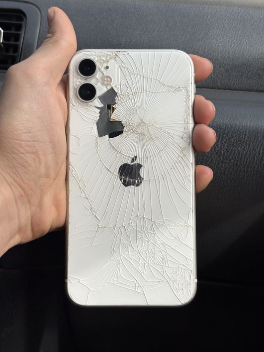 Iphone 11  64gb 77% Айфон 11