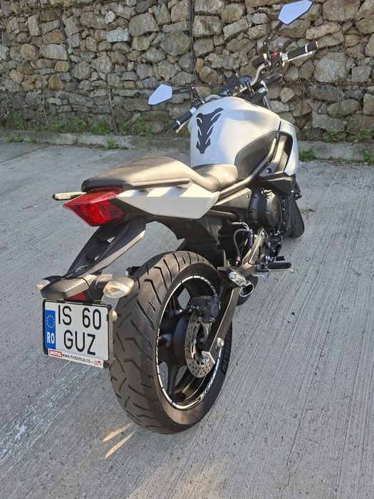 Vand YAMAHA XJ6n 2014
