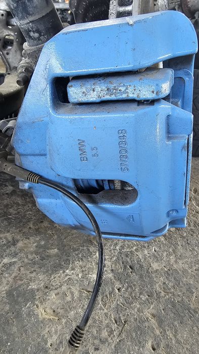 Спирачни апарати и дискове от бмв 335д 335d 286кс 348мм спирачки