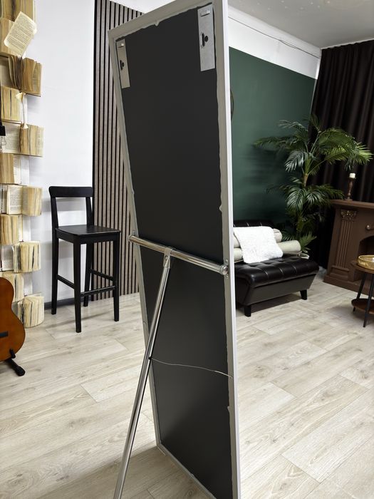 Зеркало напольное