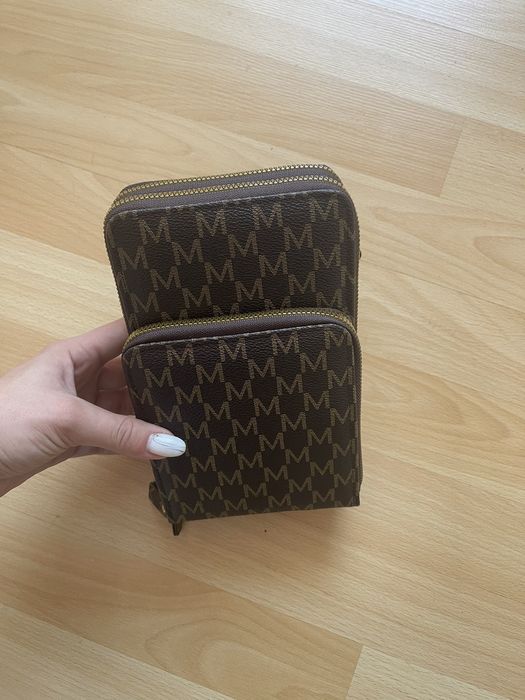 Чанти и портмонета