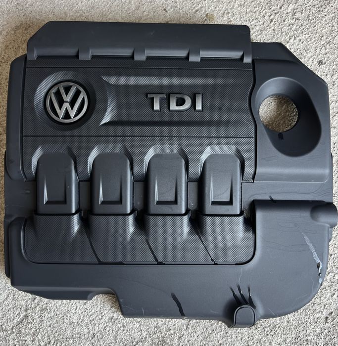 Декоративен капак за двигател VW 1.6TDi CLH CXX CLX и други