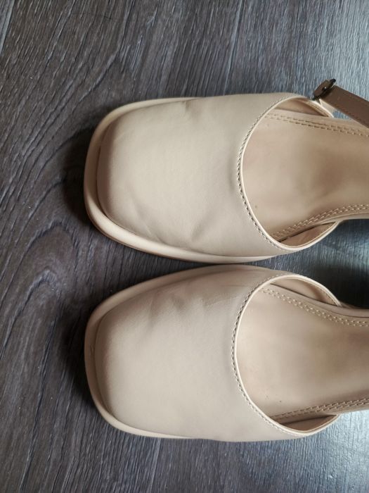 Туфли на каблуке 40 (25,5 см)