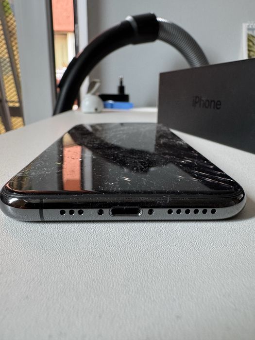 iPhone 11 Pro 256gb отключен за ремонт