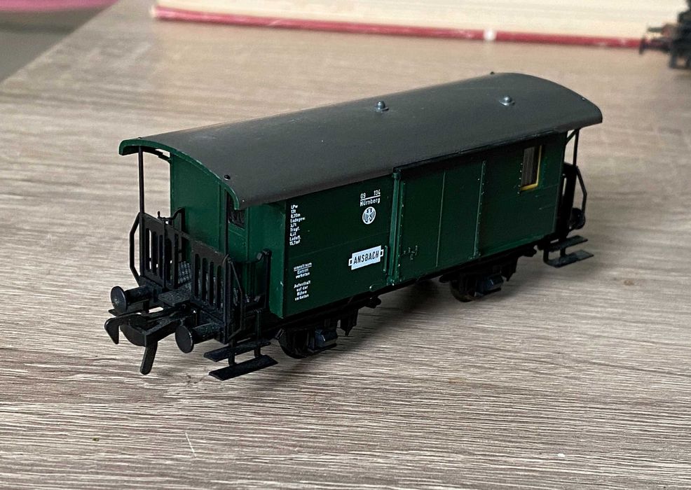 Vagon de bagaje feroviar local al DRG Fleischmann N 8055 ecartament H0