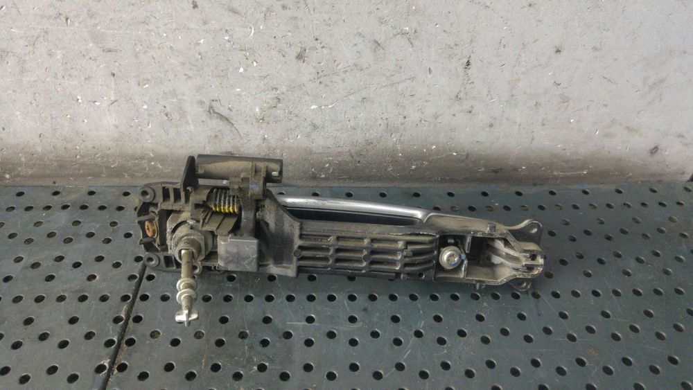 Maner usa stanga fata fiat sedici 189