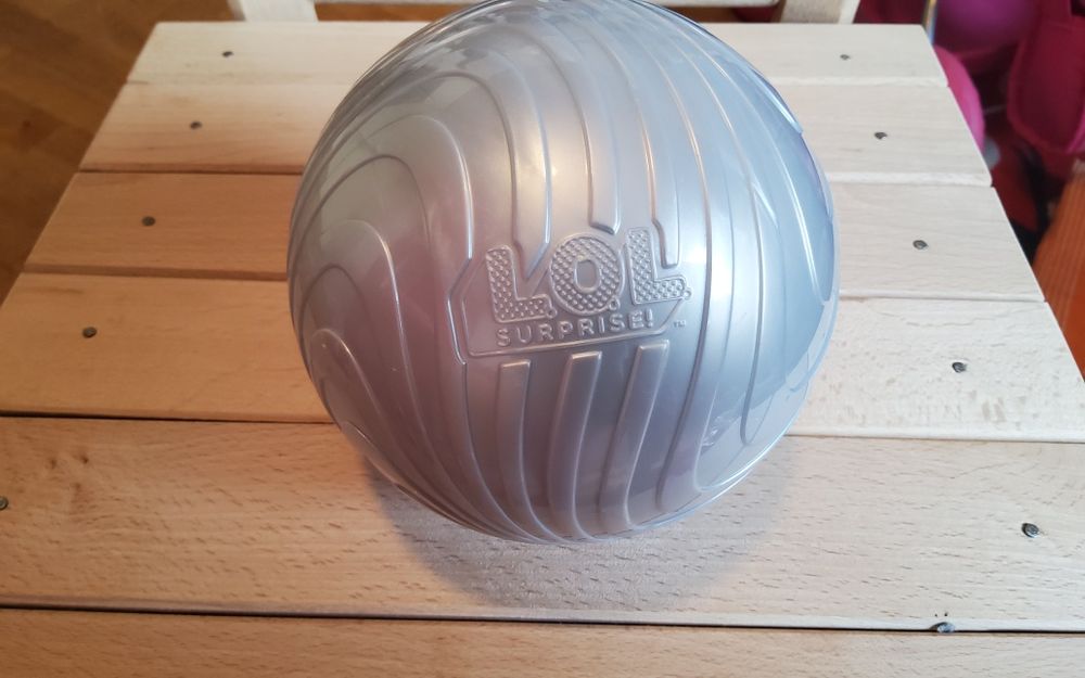 Кукли LOL с кинетичен пясък и топки LOL