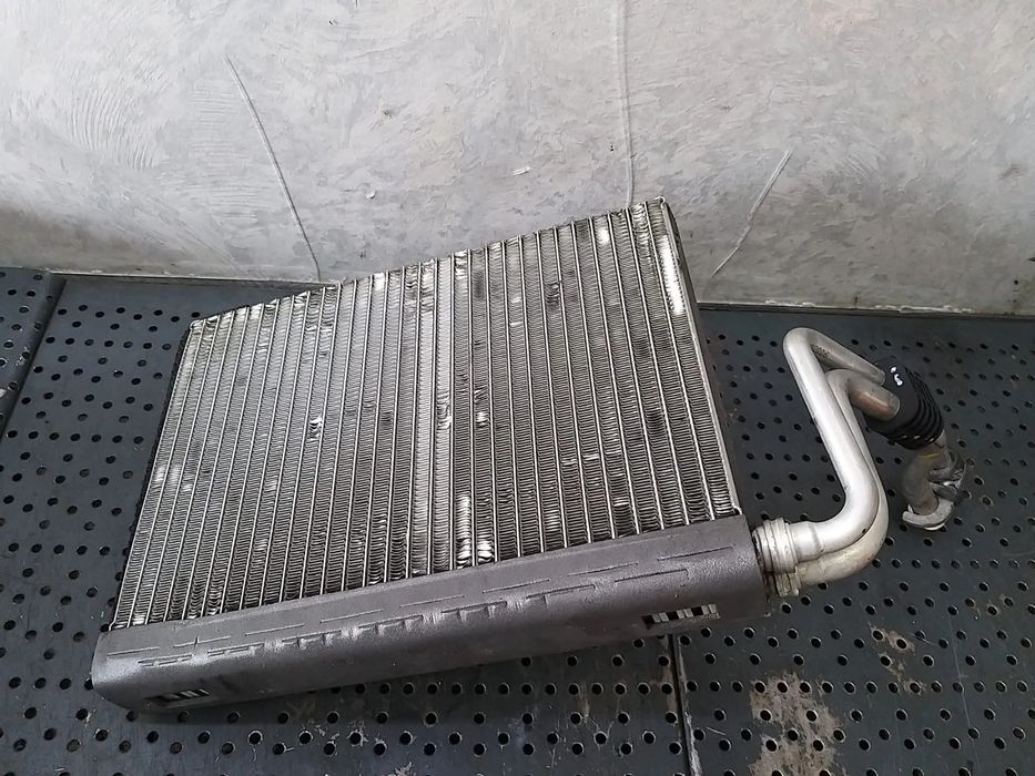 Radiator clima bord bmw seria 3 e90 n668618n689