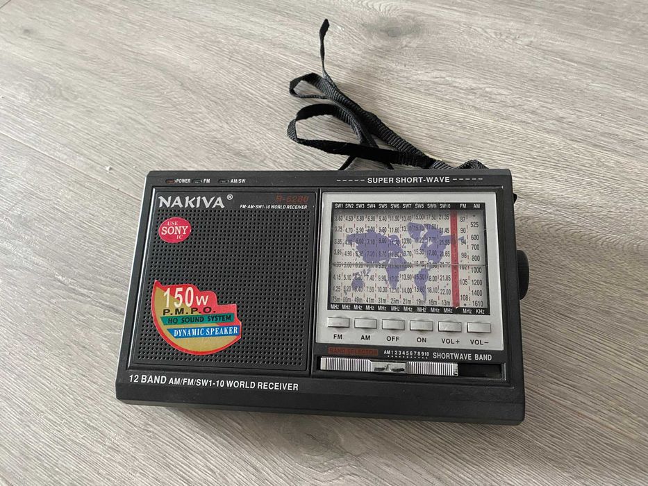 Radio portabil NAKIVA R-6280 World Receiver, 12 benzi, ideal pescuit, retro