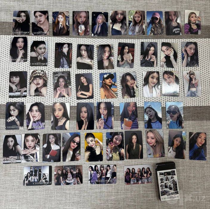 Продам колекционые карты ( Lomo Card  )