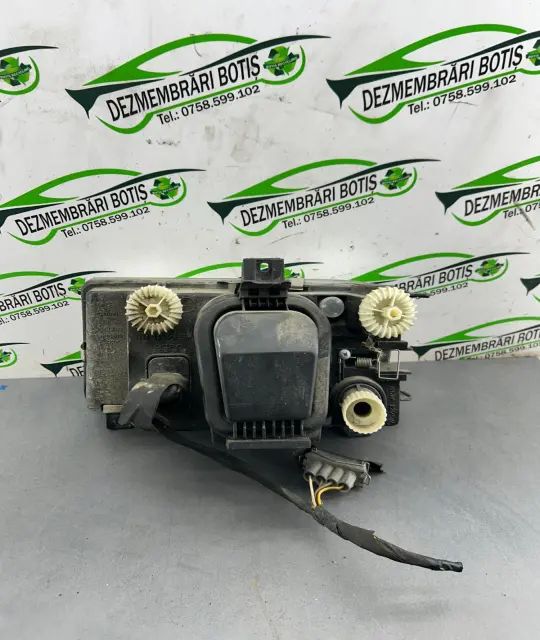 Far dreapta Volkswagen VW Polo 2000 1.4 MT (60 hp)
