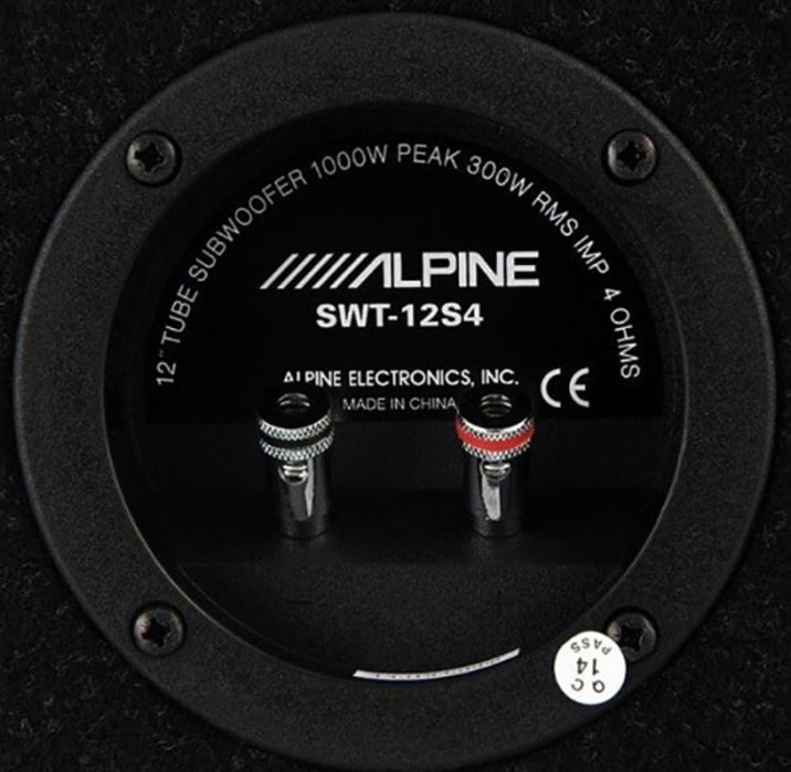 Vând subwoofer auto alpine