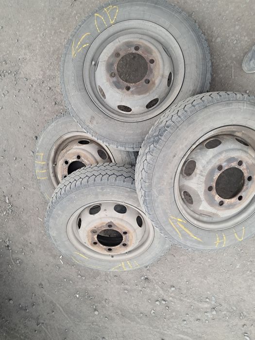 Продам Шины на газель