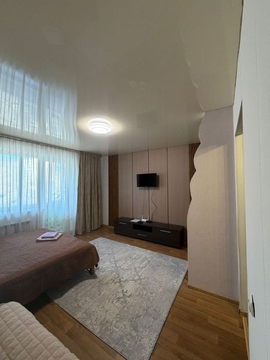 Сдаётся 1-комн. квартира в центре.