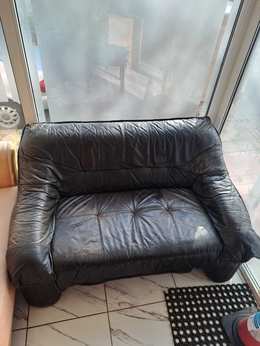 Диван кожен  95 евро брой