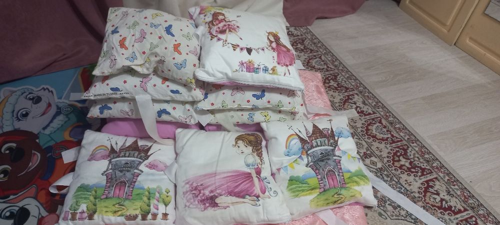 Бортик на кровать