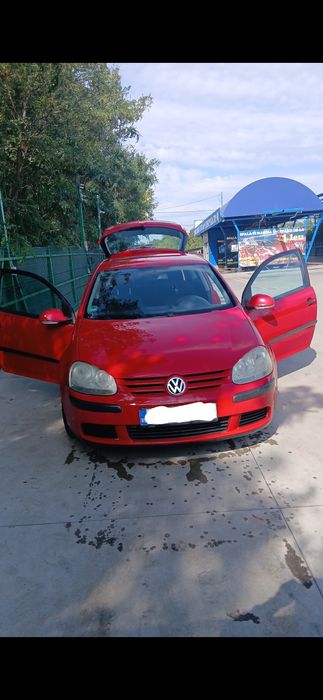 Vand VW Golf 5 1.6 benzina în 2 usi
