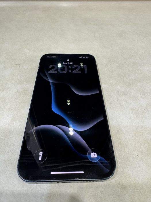 Продавам Iphone 13 128gb