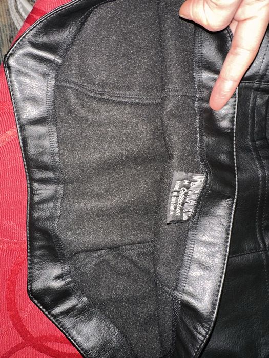 Бюстие от еко кожа