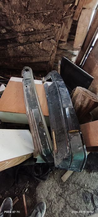 Продаю бампера от 124 мерса