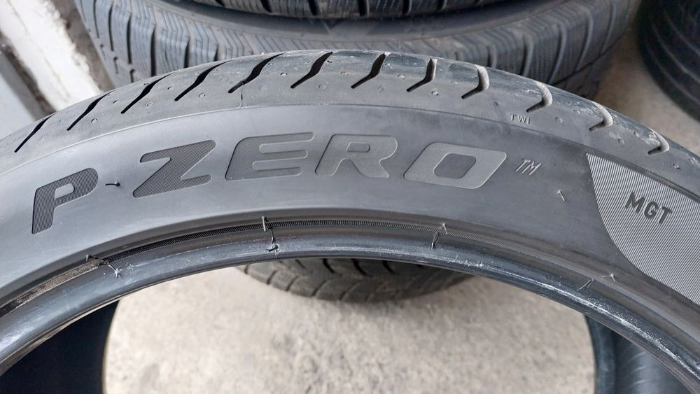 Летни гуми 285/35/20 Pirelli P Zero 2 броя