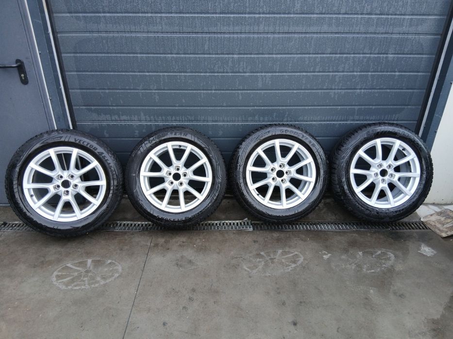 Jante Din Aliaj R18 Audi Q5 8R