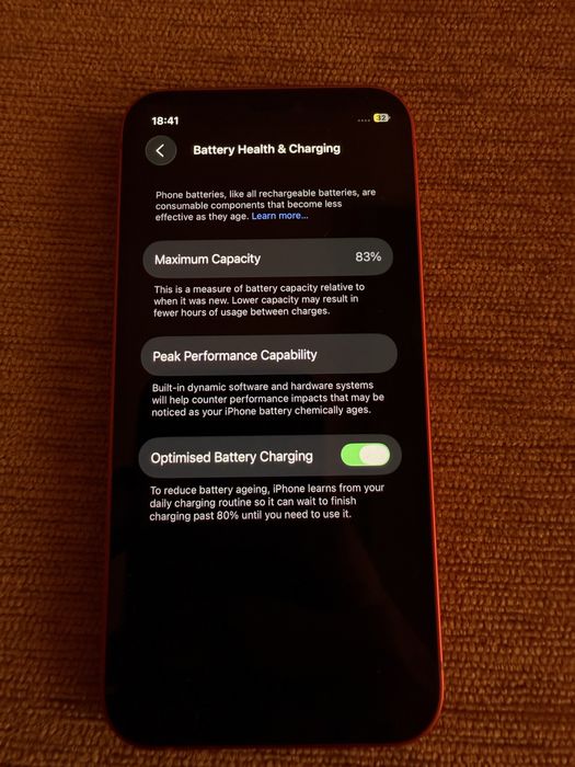 iPhone 12 Mini (за части, дава се само цял)