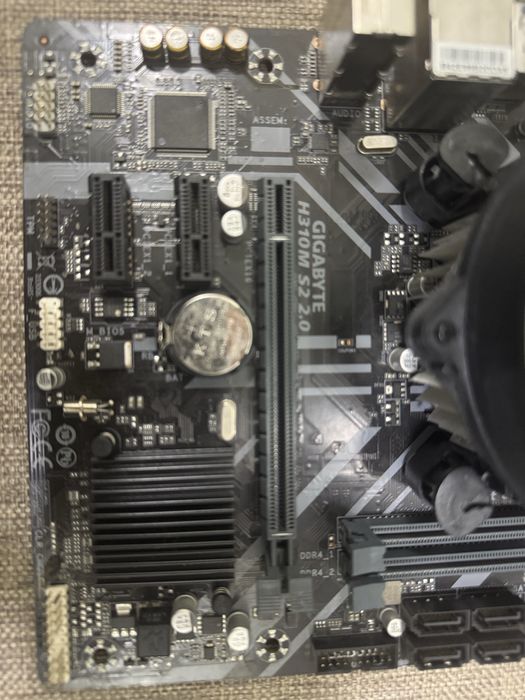 Материнская плата с процессором