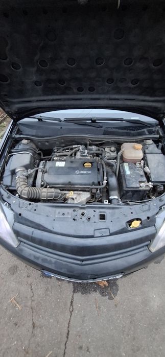 Opel Astra H GTC Turbo 1.6 Benzina 180 cp