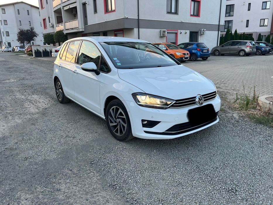 VOLKSWAGEN Golf Sportsvan 2017